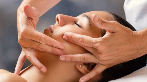 Soin bien-être MASSAGE DU VISAGE en duo